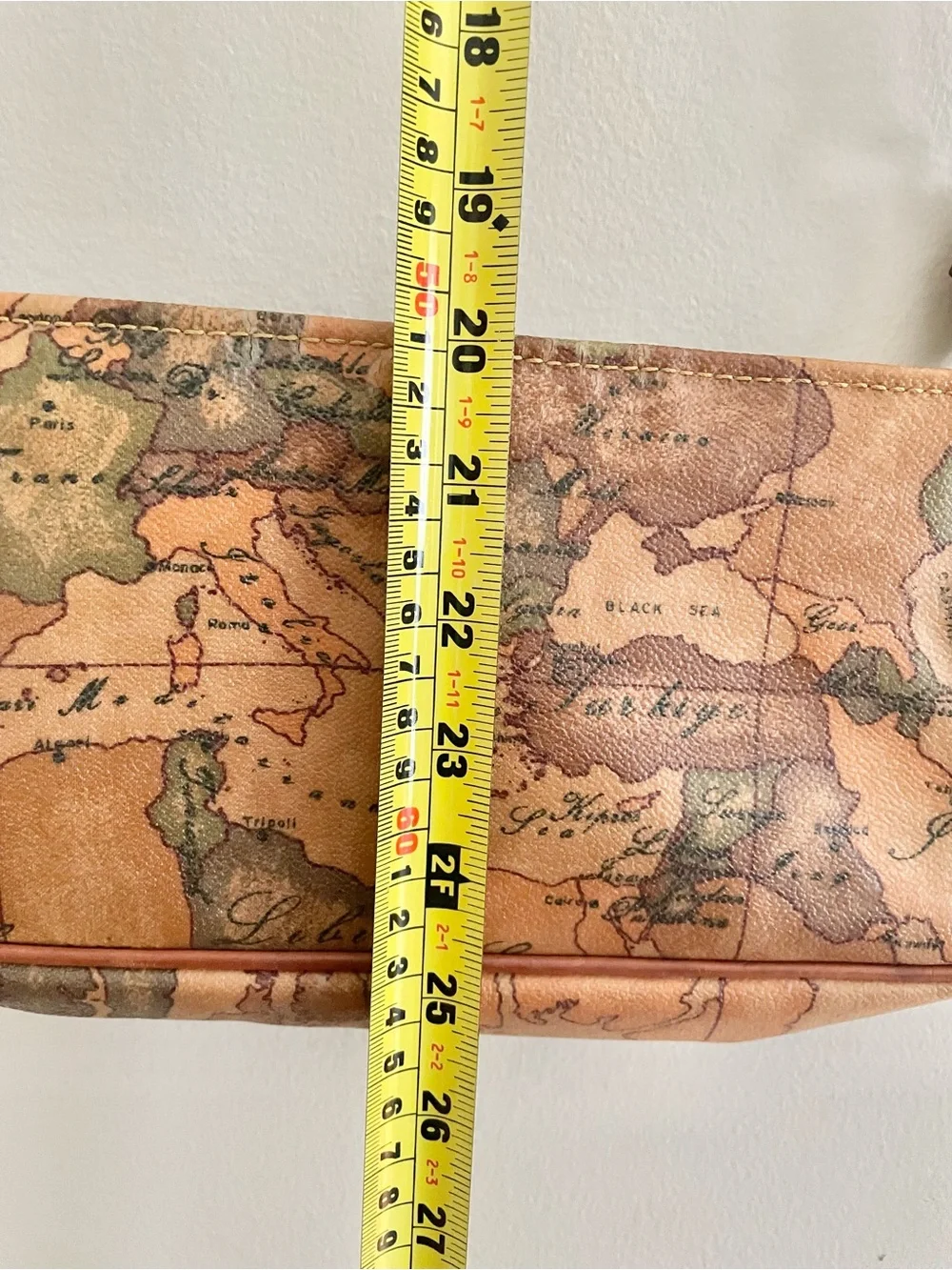 Vintage Alviero Martini 1A Classe Geo Classic Map Print Leather Crossbody Bag